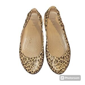 Crocs Kadee leopard print ballet flats size 6